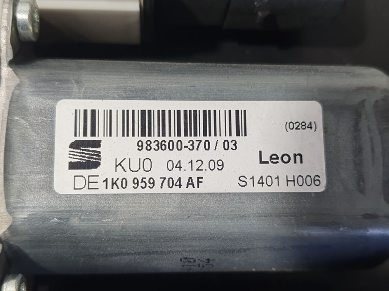 Recambio de elevalunas trasero derecho para seat leon (1p1) stylance / style referencia OEM IAM 983600370  ELECTRICO