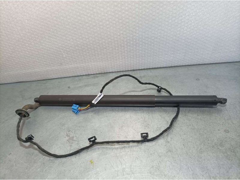Recambio de amortiguadores maletero / porton para mercedes-benz clase b (247) b180 referencia OEM IAM A2478905600  ELECTRICO TRA