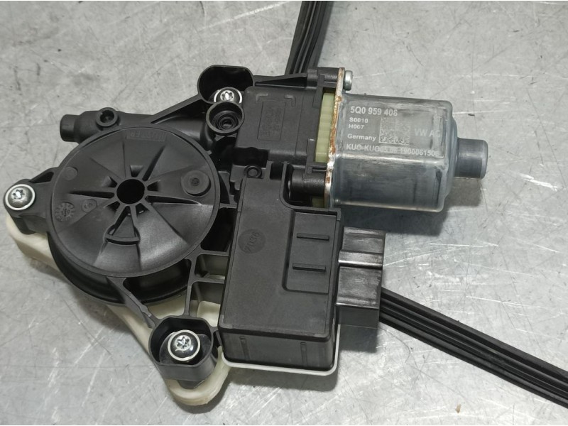 Recambio de elevalunas trasero derecho para seat ibiza (kj1) style referencia OEM IAM 6F0839462A  ELECTRICO 5 PINS