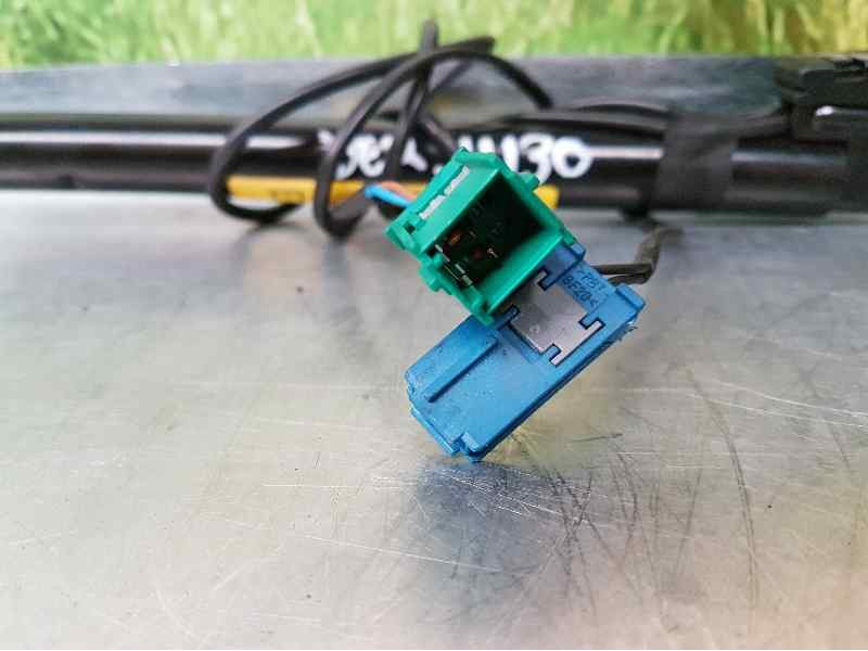 Recambio de pretensor airbag derecho para opel astra h ber. cosmo referencia OEM IAM   