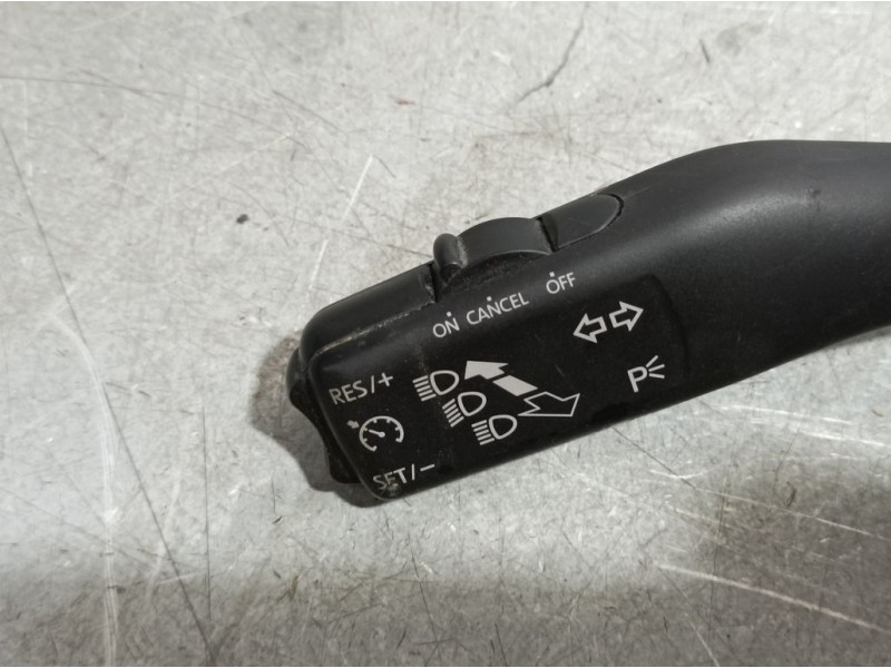 Recambio de mando intermitentes para seat leon (1p1) stylance / style referencia OEM IAM 1K0953513G  