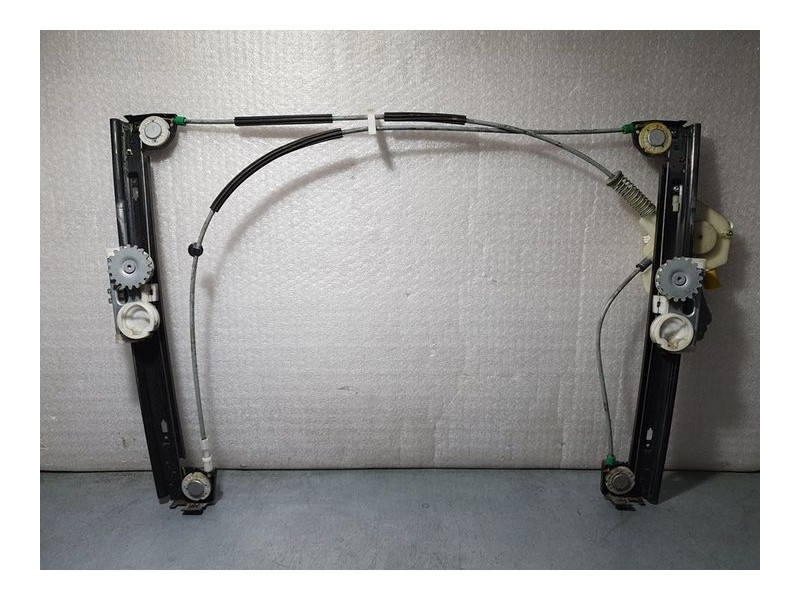 Recambio de elevalunas delantero derecho para mini mini (r50,r53) one referencia OEM IAM 69548929  ELECTRICO 2 PINES