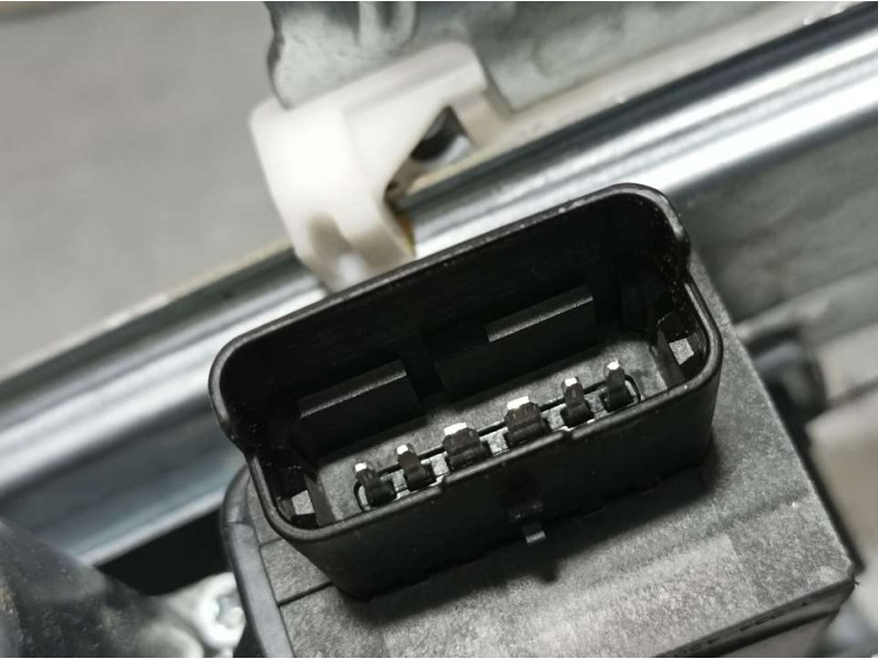 Recambio de elevalunas delantero derecho para citroën c3 feel referencia OEM IAM 9812081580  ELECTRICO 6 PINS