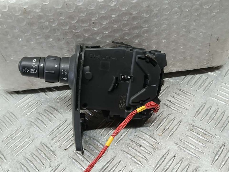 Recambio de mando luces para renault kangoo profesional referencia OEM IAM 88102001131  DELPHI