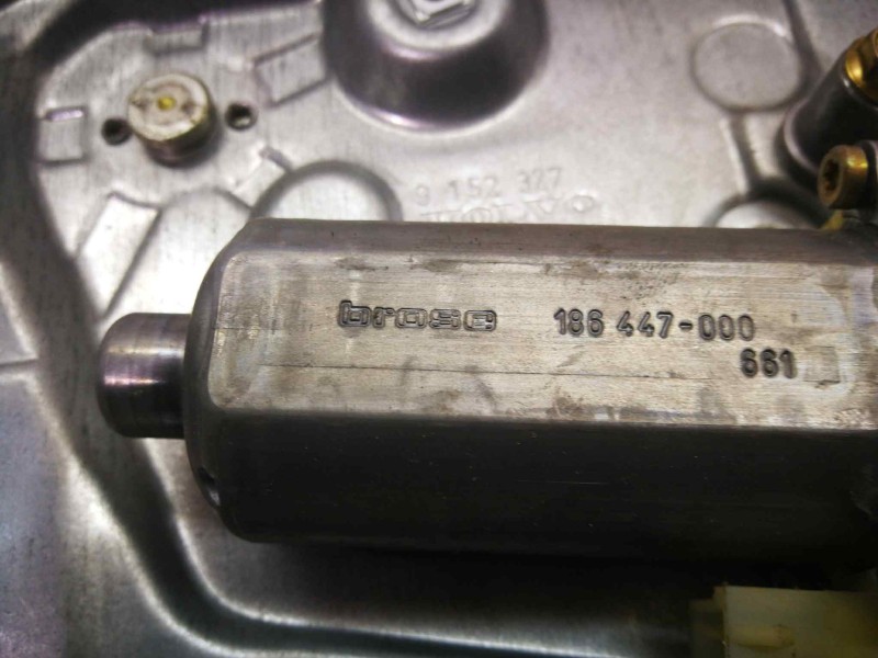 Recambio de elevalunas trasero izquierdo para volvo serie 850 referencia OEM IAM 186447  DOS PINS