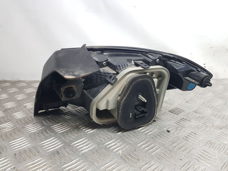 Recambio de piloto trasero izquierdo para peugeot 208 ii (ub_, up_, uw_, uj_) 1.2 puretech 100 referencia OEM IAM 9823216780 VAL