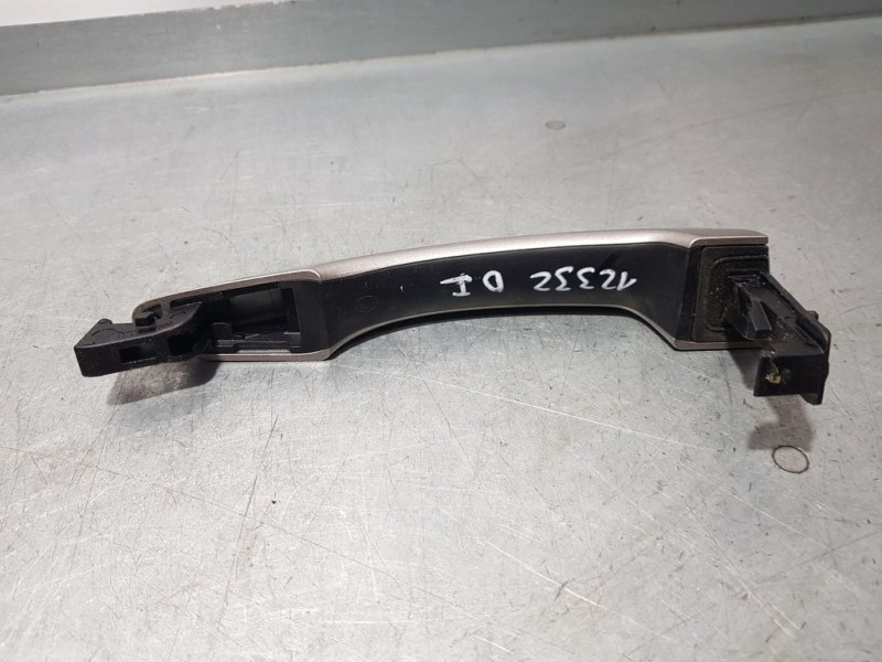 Recambio de maneta exterior delantera izquierda para hyundai tucson essence 2wd referencia OEM IAM   