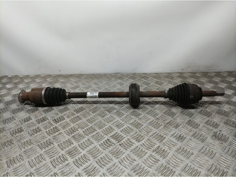 Recambio de transmision delantera derecha para dacia sandero ambiance referencia OEM IAM 820145819  