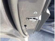 Recambio de cerradura puerta trasera izquierda para mercedes-benz clase b (247) b180 referencia OEM IAM A0997302001 MONTADA EN P