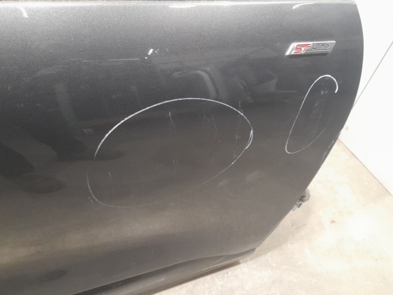 Recambio de puerta delantera derecha para ford kuga plug-in hybrid st-line referencia OEM IAM PLV4BS20124AN  TOCADA