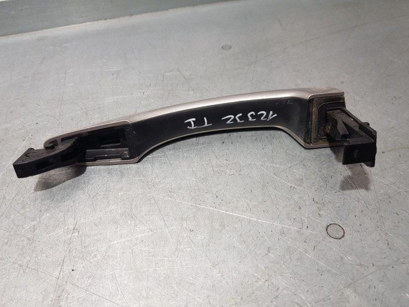 Recambio de maneta exterior trasera izquierda para hyundai tucson essence 2wd referencia OEM IAM   