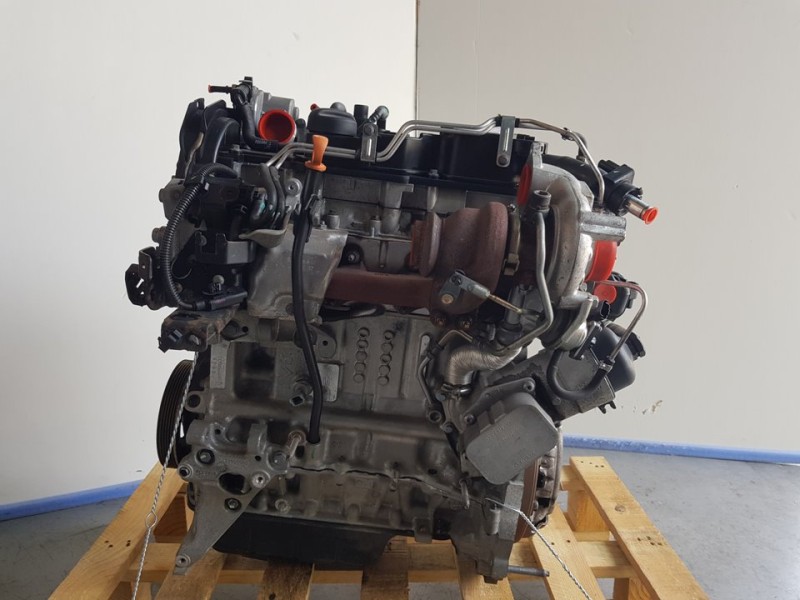 Recambio de motor completo para peugeot 208 access referencia OEM IAM 8HR 1439202 INYECCION BOSCH