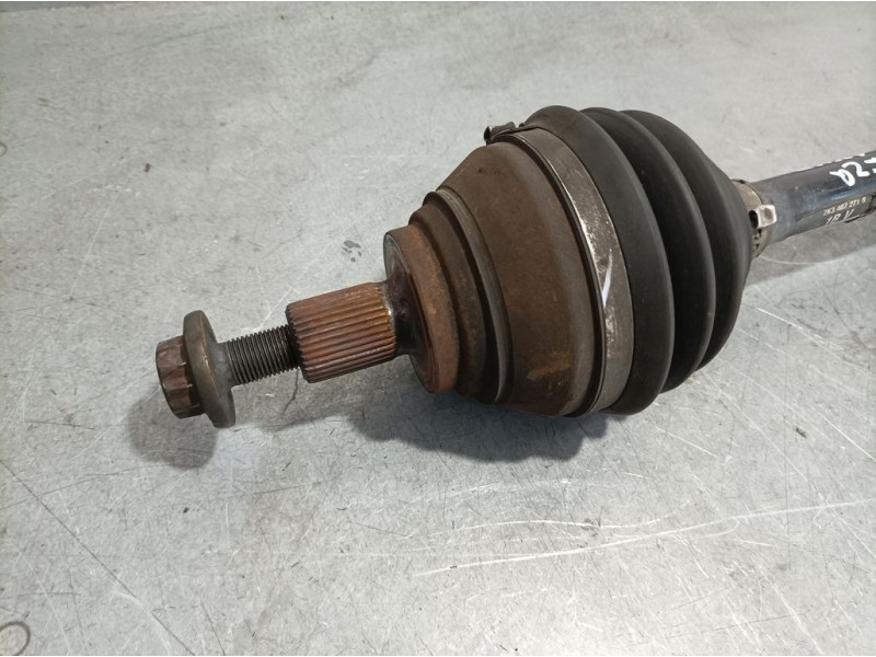 Recambio de transmision delantera izquierda para seat leon (1p1) stylance / style referencia OEM IAM 2K3407271B  