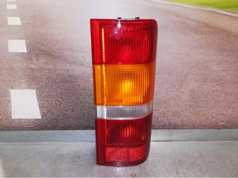 Recambio de piloto trasero derecho para ford fiesta courier (dx) referencia OEM IAM 95VG13404A  