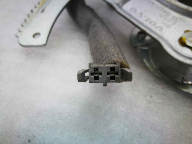 Recambio de elevalunas trasero derecho para volvo s90 berlina referencia OEM IAM 1186157 0130821602 DOS PINS