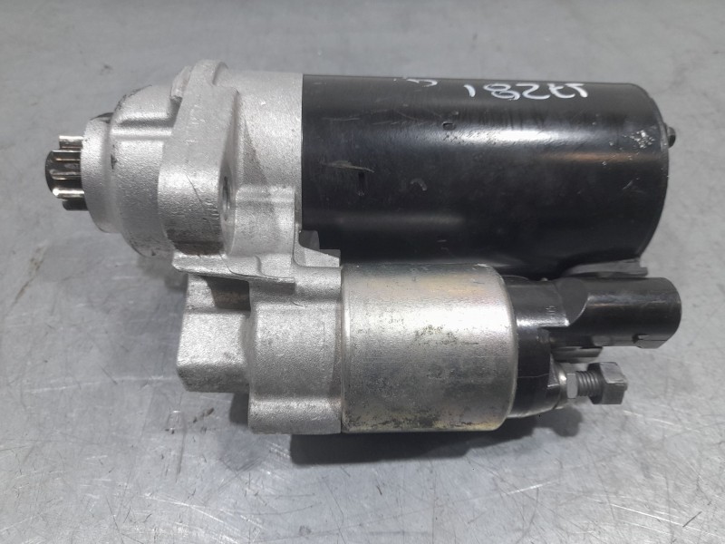 Recambio de motor arranque para volkswagen polo iv (9n_, 9a_) 1.4 tdi referencia OEM IAM 02T911024 0001123018 BOSCH