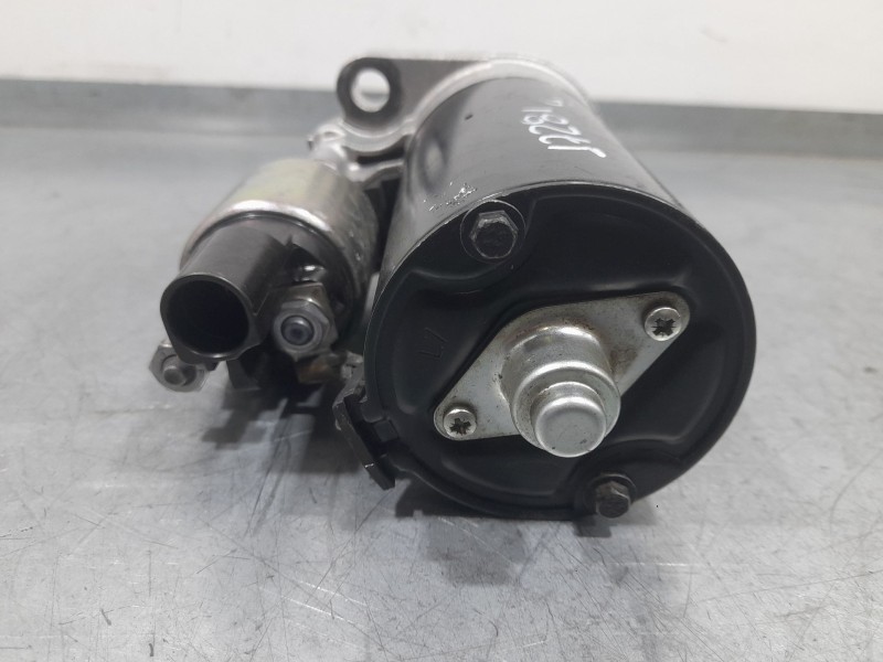 Recambio de motor arranque para volkswagen polo iv (9n_, 9a_) 1.4 tdi referencia OEM IAM 02T911024 0001123018 BOSCH