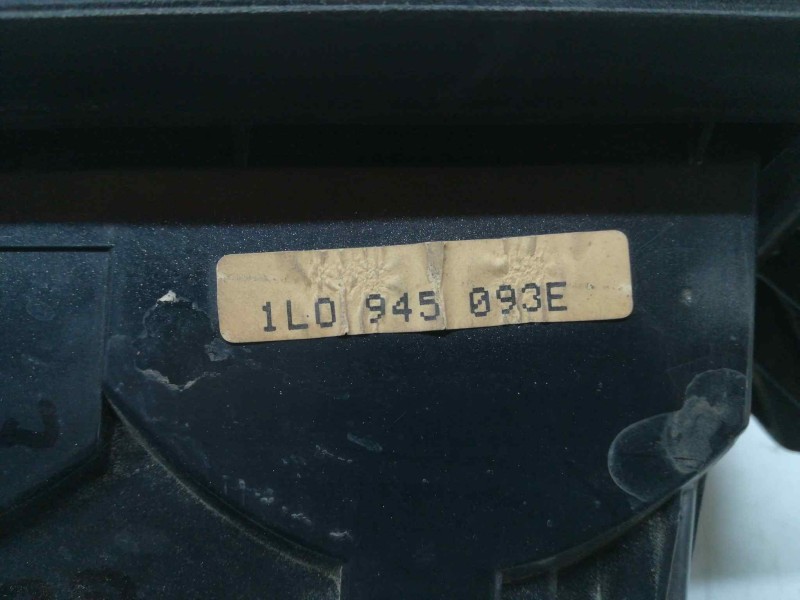 Recambio de piloto trasero izquierdo para seat toledo (1l) 2.0 referencia OEM IAM 1L0945093E  INTERIOR