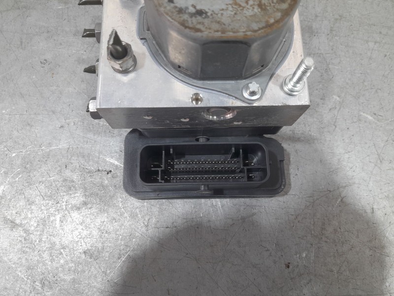 Recambio de abs para renault clio iv limited referencia OEM IAM 476601283R  