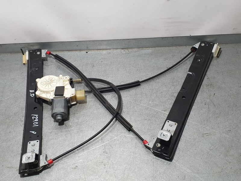 Recambio de elevalunas delantero derecho para ford mondeo ber. (ca2) ghia referencia OEM IAM   ELÉCTRICO 6 PINS