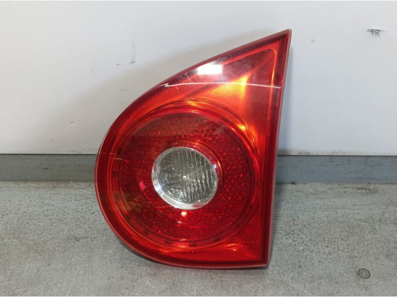 Recambio de piloto trasero derecho para volkswagen golf v berlina (1k1) conceptline (e) referencia OEM IAM 1K6945094J  INTERIOR