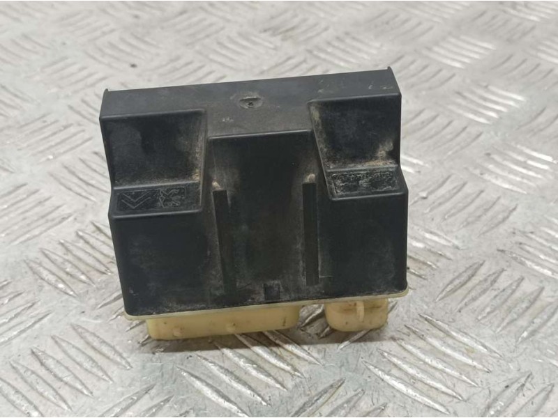 Recambio de caja precalentamiento para citroën c3 aircross bluehdi 110 s&s eat6 shine referencia OEM IAM 9652021180 018010951 