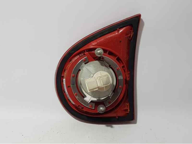 Recambio de piloto trasero izquierdo para volkswagen golf v berlina (1k1) 2.0 tdi referencia OEM IAM 89398300  INTERIOR VALEO