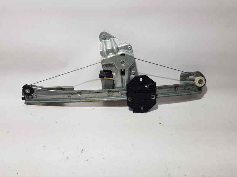 Recambio de elevalunas delantero derecho para dacia sandero basis referencia OEM IAM 807209299 2 PINS ELECTRICO