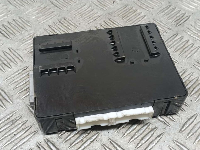 Recambio de modulo electronico para kia cee´d concept plus referencia OEM IAM 95400A2211 DDBCM1507JDPE 