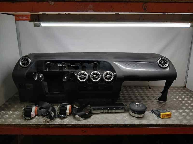Recambio de kit airbag para mercedes-benz clase b (247) b180 referencia OEM IAM A2476800906 0589P1000910 C/ SALPICADERO Y PRETEN