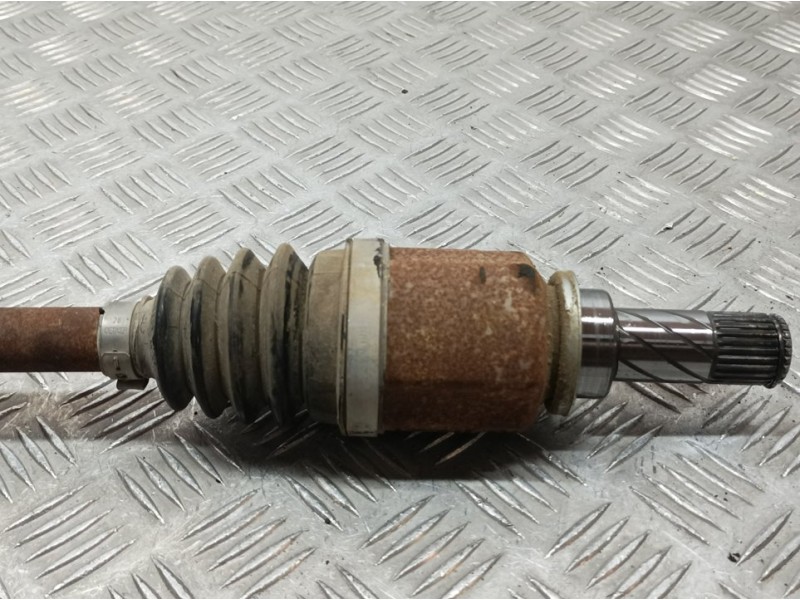 Recambio de transmision delantera izquierda para dacia sandero basis referencia OEM IAM 391012636R  