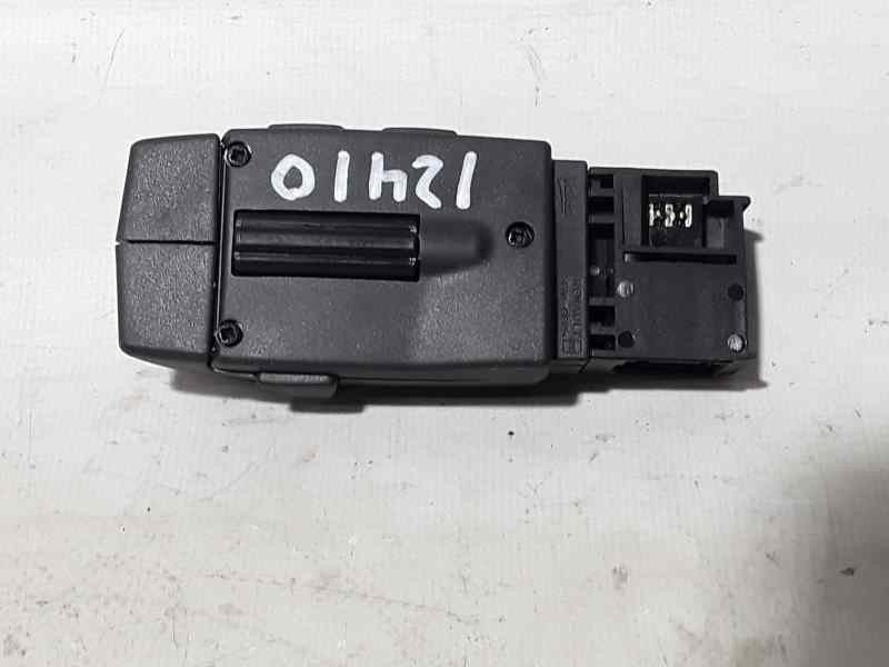 Recambio de mando radio para dacia sandero stepway prestige referencia OEM IAM   
