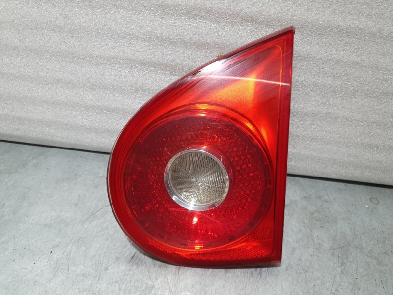 Recambio de piloto trasero derecho para volkswagen golf v berlina (1k1) highline referencia OEM IAM 1K6945094G 89032905 VALEO IN