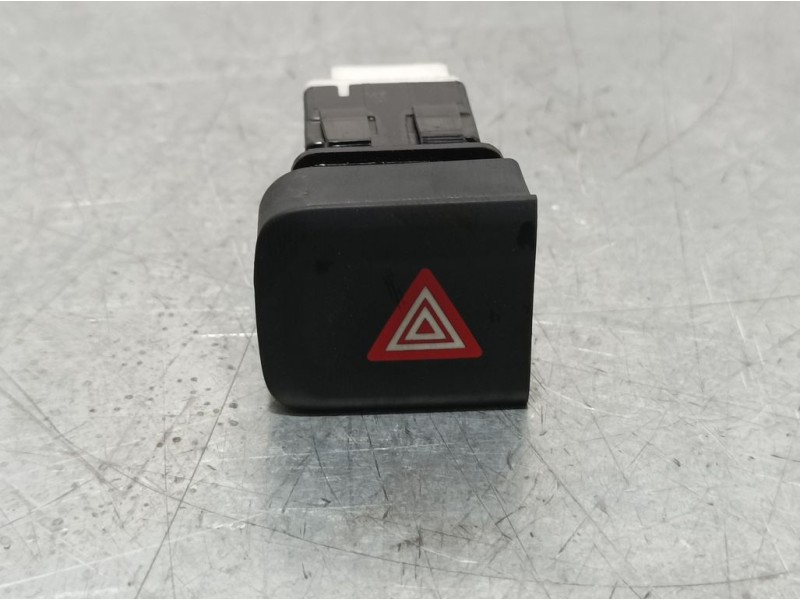 Recambio de warning para citroën berlingo feel xl referencia OEM IAM 9817043077  LK