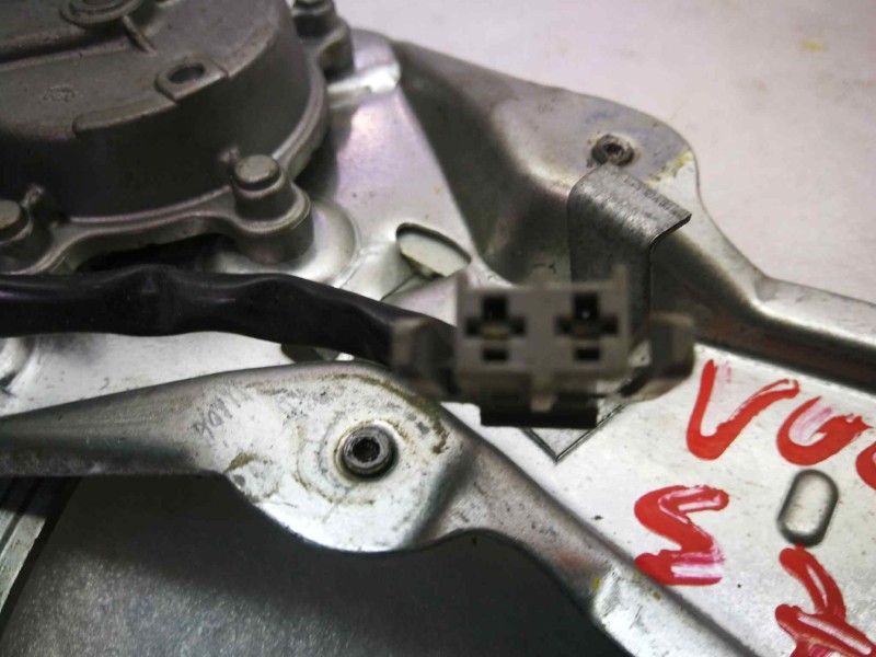 Recambio de elevalunas delantero izquierdo para volvo s70 berlina referencia OEM IAM 0130821601  CLAV 2 PINS