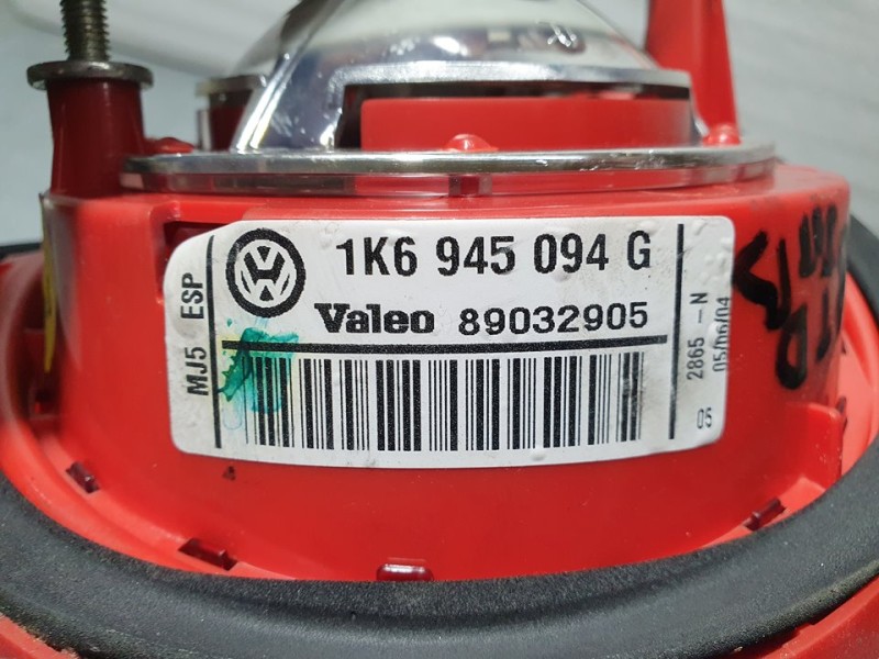 Recambio de piloto trasero derecho para volkswagen golf v berlina (1k1) highline referencia OEM IAM 1K6945094G 89032905 VALEO IN