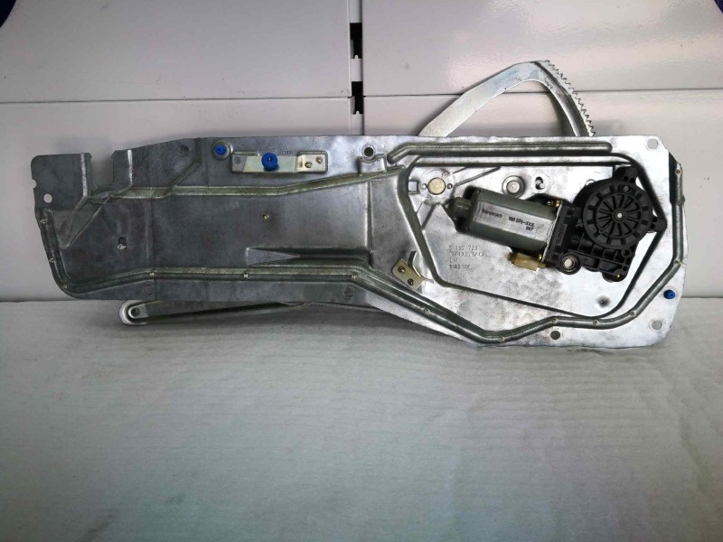Recambio de elevalunas delantero izquierdo para volvo s70 berlina referencia OEM IAM 9152723  