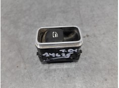 MANDO ELEVALUNAS TRASERO DERECHO A1679050201 