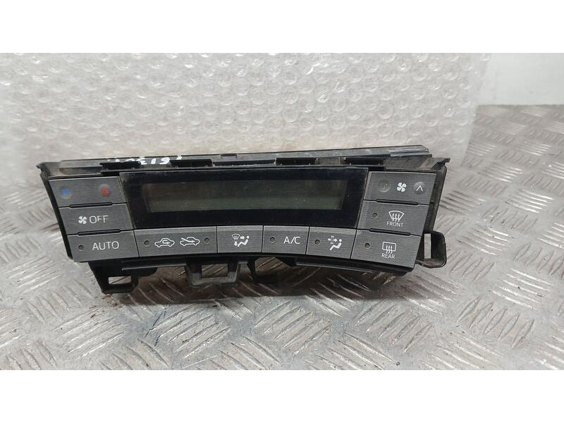 Recambio de mando climatizador para toyota prius (nhw30) plug-in hybrid executive referencia OEM IAM 5590047071  7063J25