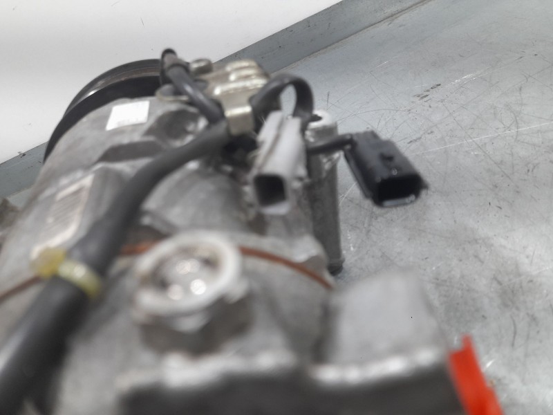 Recambio de compresor aire acondicionado para nissan qashqai ii (j11, j11_) 1.2 dig-t referencia OEM IAM 4471806892 926004BE0A 