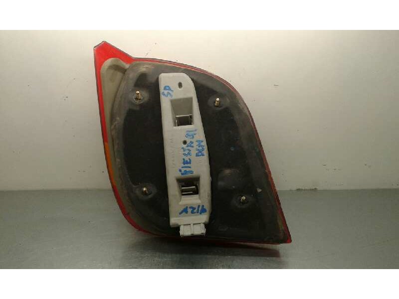 Recambio de piloto trasero derecho para ford fiesta berl./courier surf referencia OEM IAM   