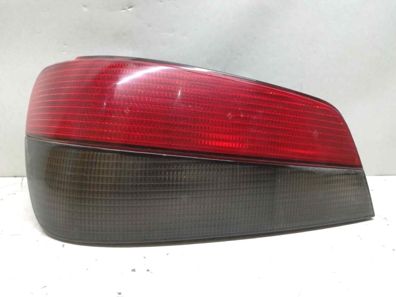 Recambio de piloto trasero izquierdo para peugeot 306 berlina 3/4/5 puertas (s2) referencia OEM IAM   