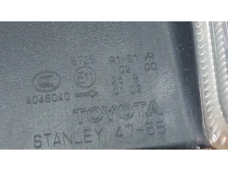 Recambio de piloto trasero derecho para toyota prius (nhw30) plug-in hybrid executive referencia OEM IAM 8155147170  