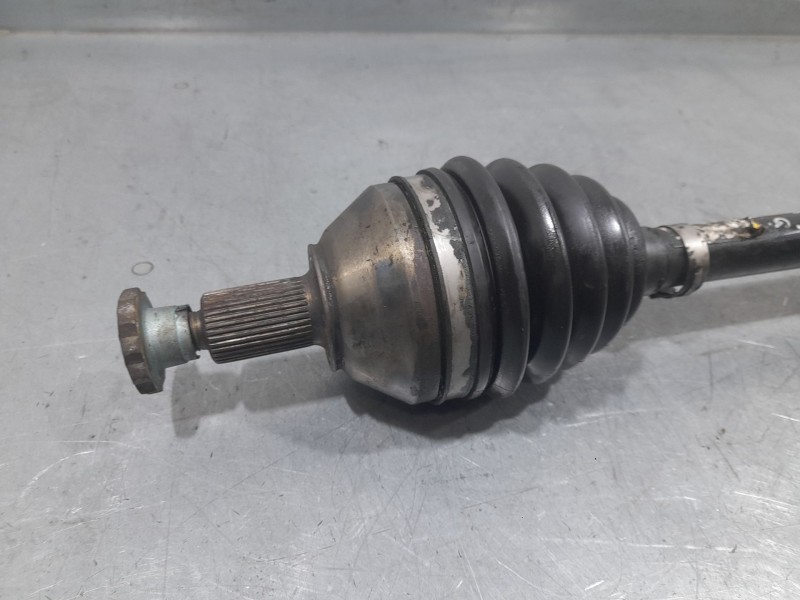 Recambio de transmision delantera izquierda para volkswagen polo iv (9n_, 9a_) 1.4 tdi referencia OEM IAM 6Q0407271DJ  