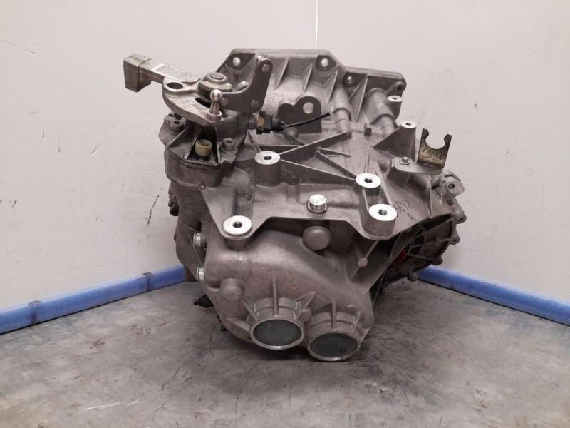 Recambio de caja cambios para mini mini (r56) one referencia OEM IAM 7595840 0647779 6VELOCIDADES