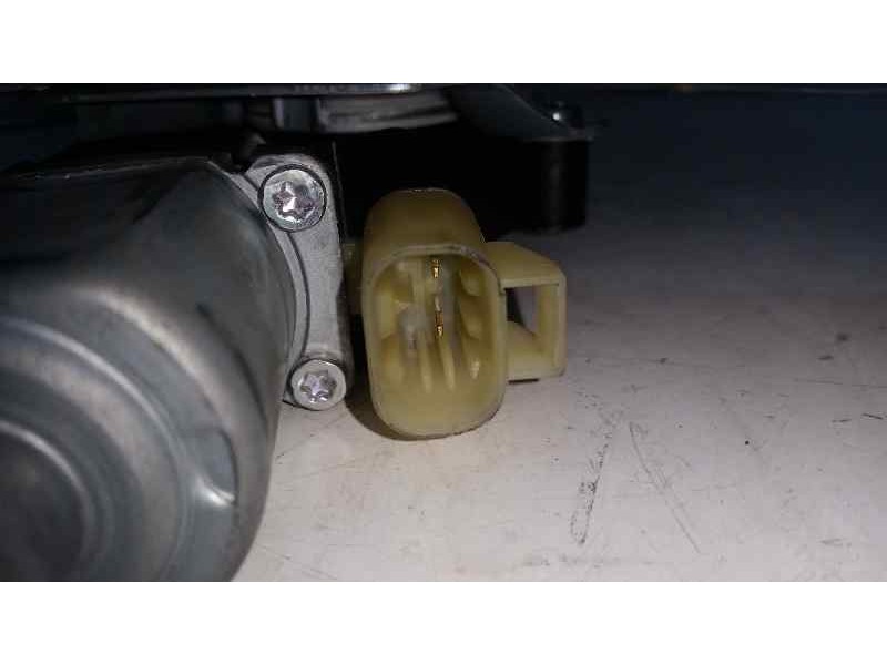 Recambio de elevalunas trasero derecho para chevrolet cruze ls referencia OEM IAM  2 PIN ELECTRICO