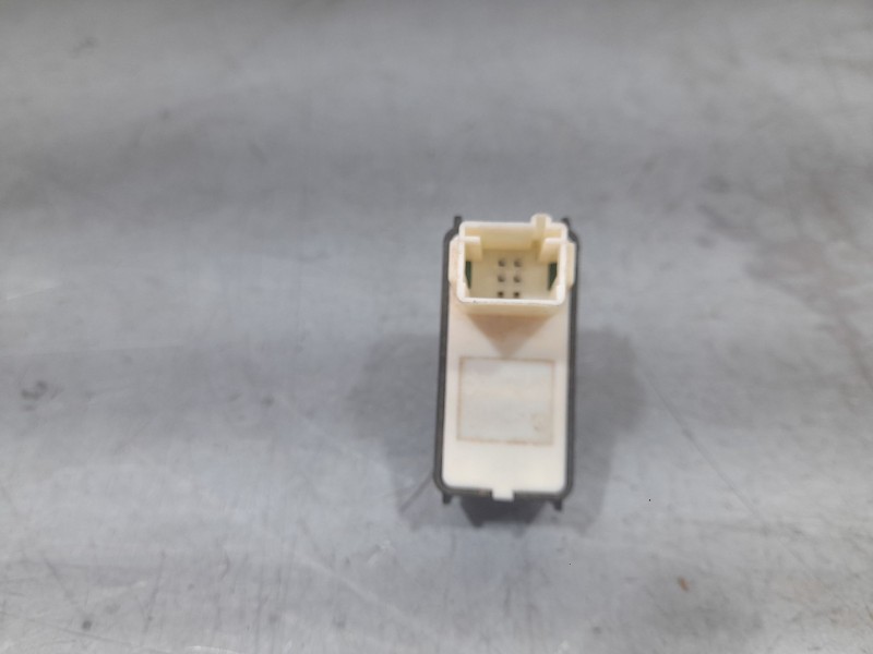 Recambio de mando elevalunas trasero izquierdo para peugeot 5008 active referencia OEM IAM 98044803ZD00  