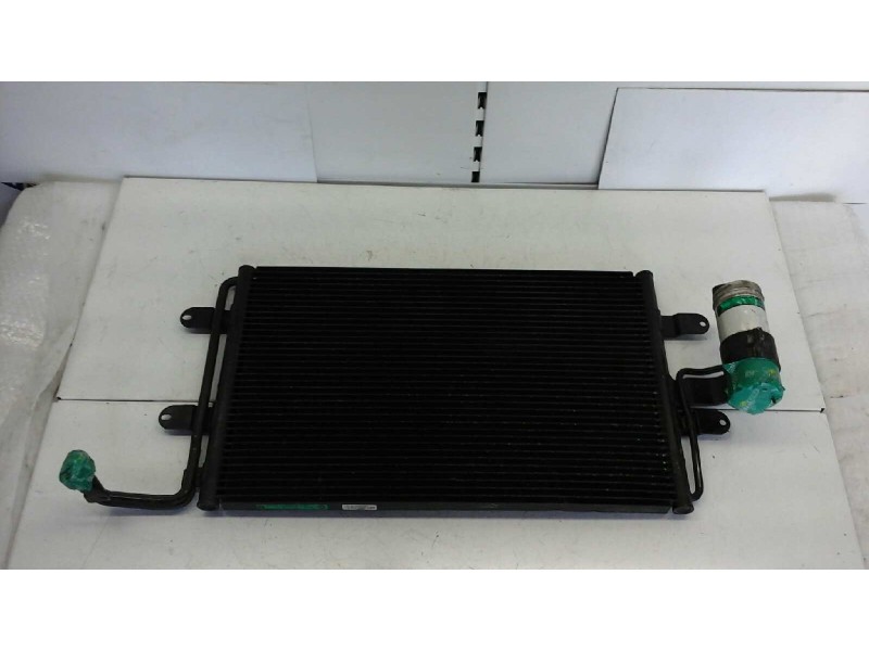 Recambio de condensador / radiador aire acondicionado para volkswagen golf iv berlina (1j1) básico referencia OEM IAM 1J0820411D