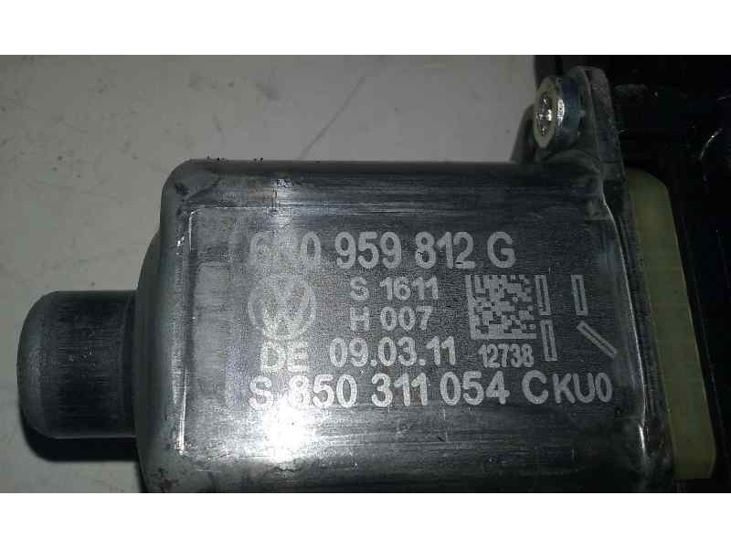 Recambio de motor elevalunas trasero derecho para volkswagen polo (6r1) advance referencia OEM IAM 6R0959812G 5 PINS ELECTRICO