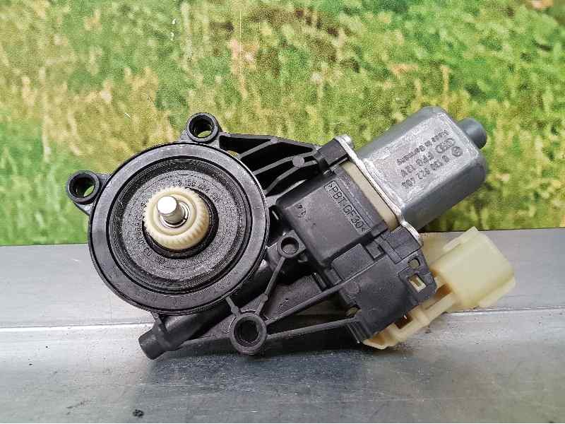Recambio de motor elevalunas delantero izquierdo para ford fiesta (cb1) ambiente referencia OEM IAM 8A6114A389B 6 PINS ELECTRICO